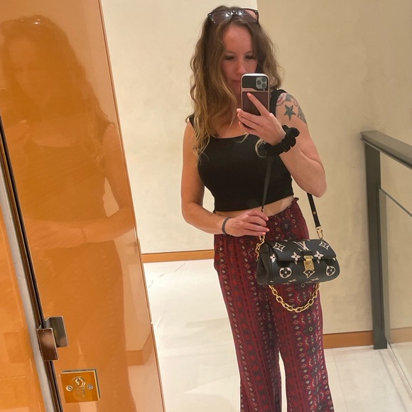 Louis Vuitton Favourite Bi-Color Monogram Empreinte Leather - Picture 12 of 14